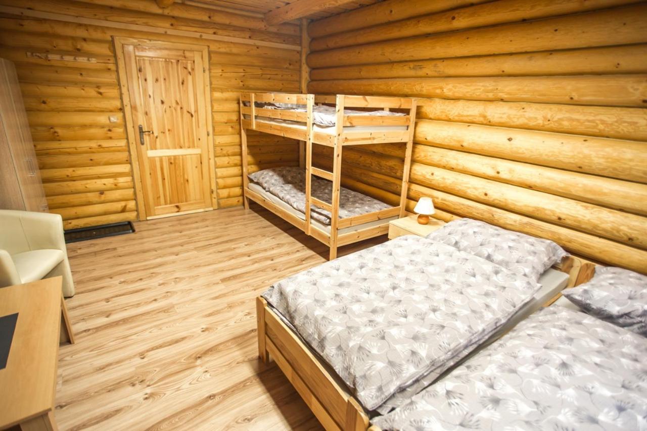 Ubytovanie Dobsinska Ladova Jaskyna Stratená エクステリア 写真